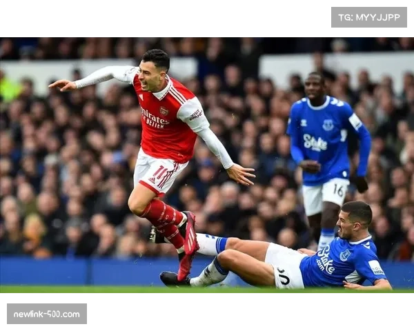 阿森纳边路冲锋战术奏效 客场逆转取胜展现战术适应性